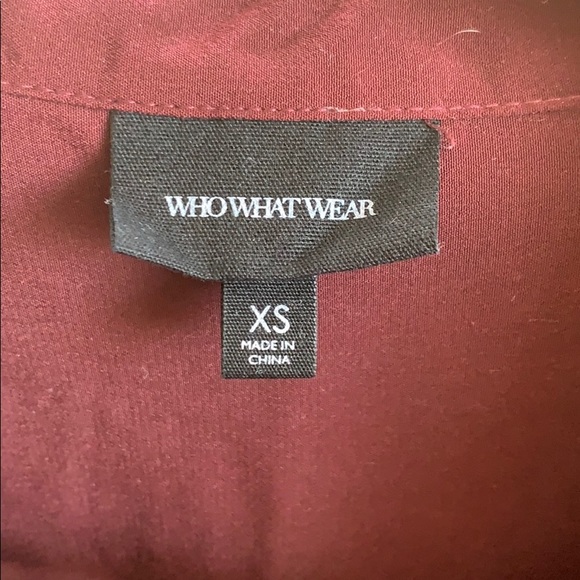 Who What Wear Burgundy Robe-Like Dress - Picture 3 of 4